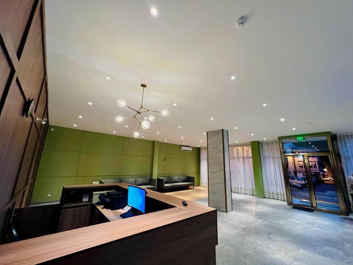 Hotel Aristocrat Tiflis Exterior foto